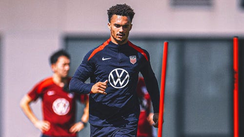 Imagem de tendência masculina da Copa do Mundo da FIFA: 'JD' Robinson voltou conosco após uma cirurgia no joelho, mas 'ainda não é 100% você mesmo'